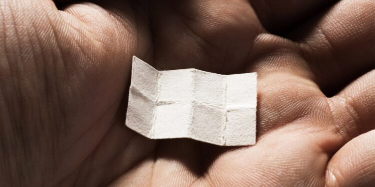 Twitter’s Encrypted DMs Are Deeply Inferior to Signal and WhatsApp