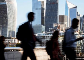 One in six asset management groups to disappear by 2027, says PwC