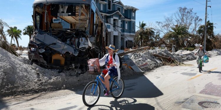 Tropical Storm Idalia expected to hit Florida on Tuesday as major hurricane