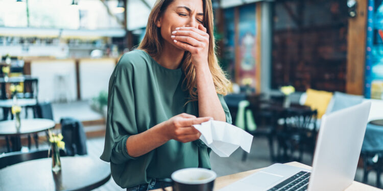 Why You’re Sneezy When You Wake Up