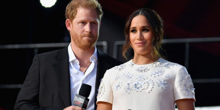 Prince Harry left in ‘tricky spot’ over Meghan Markle’s political ambition boost | World News