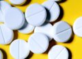 Despite benefits, most heart attack survivors don’t take a daily aspirin