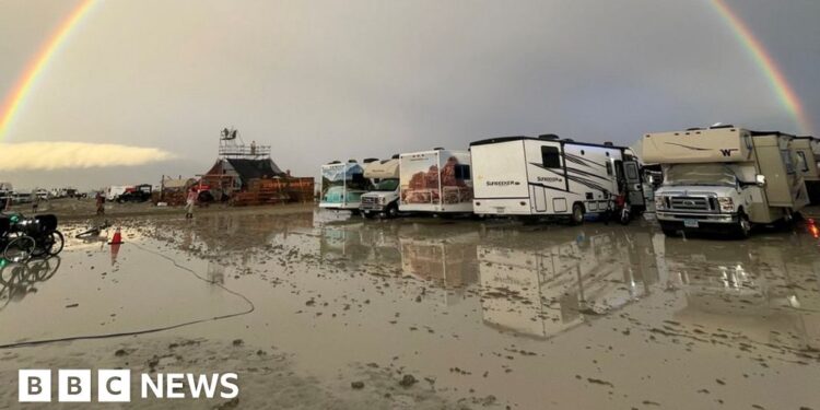 Burning Man festival-goers told to conserve food and water – BBC