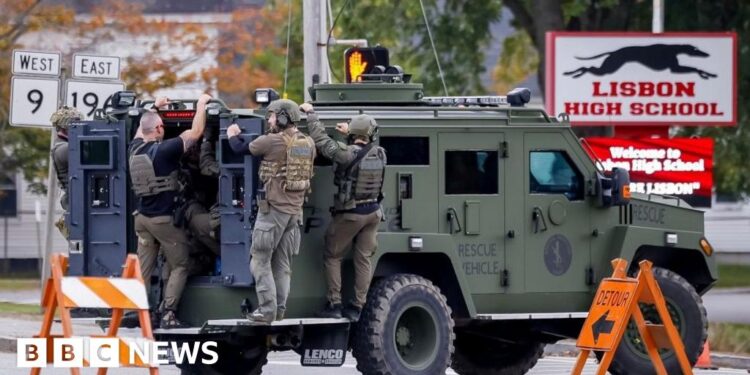 Hundreds of officers search for Maine shooting suspect