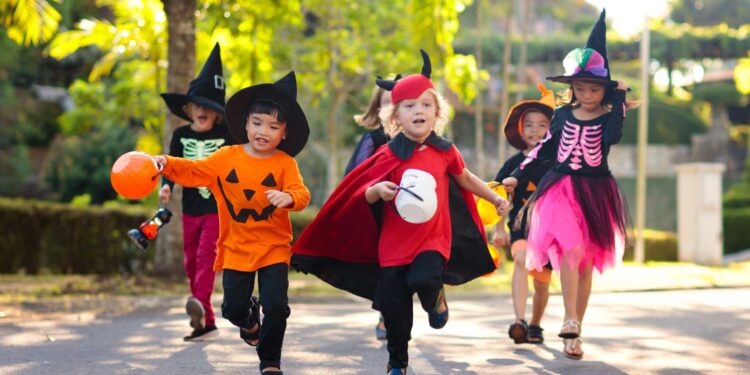 Just 15 Percent of Parents With Preteens Would Let Them Trick-or-Treat Alone