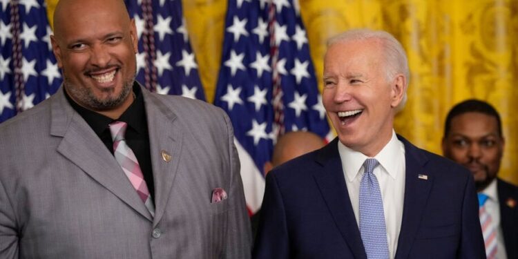 GOP billionaires forgive Trump, Biden’s swing-state push gives him a bump