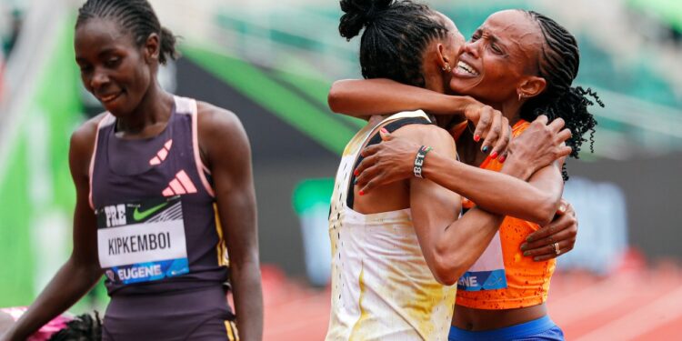 Kenya’s Beatrice Chebet sets world record in 10,000 meters