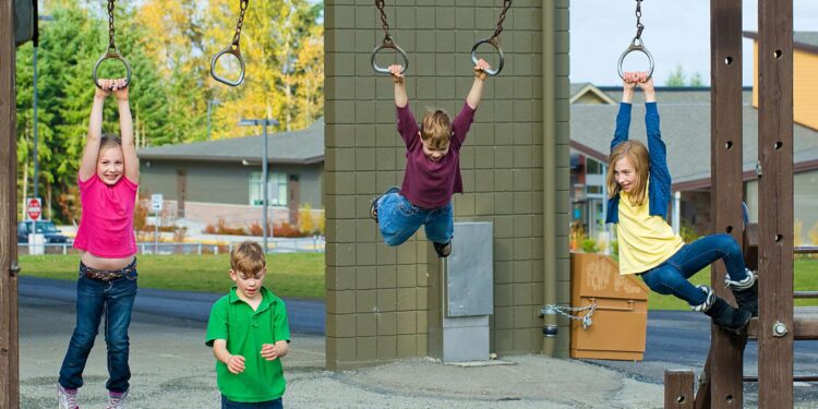 Maryland Elementary Schools Ban Tag, Football, and Fun During Recess