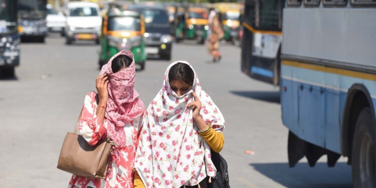 Latest News, Live Updates Today May 18, 2024: IMD alert: Severe heat wave in northwest India till May 22; heavy rainfall in these states