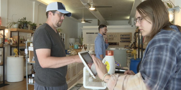 Waldo Area Business Association draws customers in amid Wornall roadwork