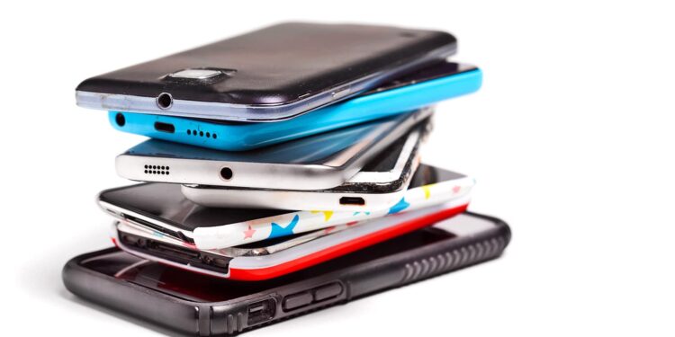 Faster, cleaner method recovers lithium from battery waste