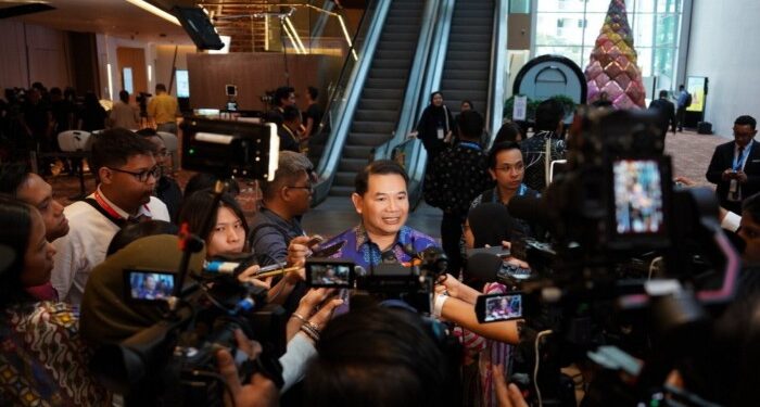 Malaysia expects surge of Chinese investment, economy minister says