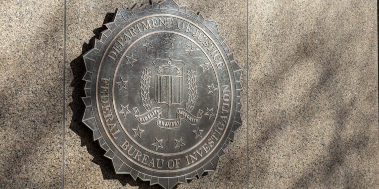 US Privacy Snags a Win as Judge Limits Warrantless FBI Searches