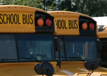 Chicago Teachers Union Members Approve Deal To Push Average Salary Over $114,000