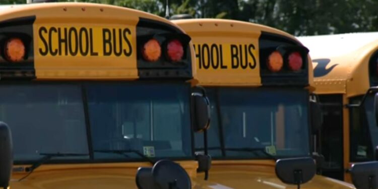 Chicago Teachers Union Members Approve Deal To Push Average Salary Over $114,000