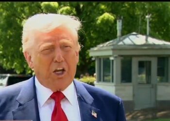 Trump’s Amazon Move Shows He’s Losing On Tariffs