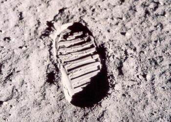 Samples from the moon reveal scary risks to astronauts