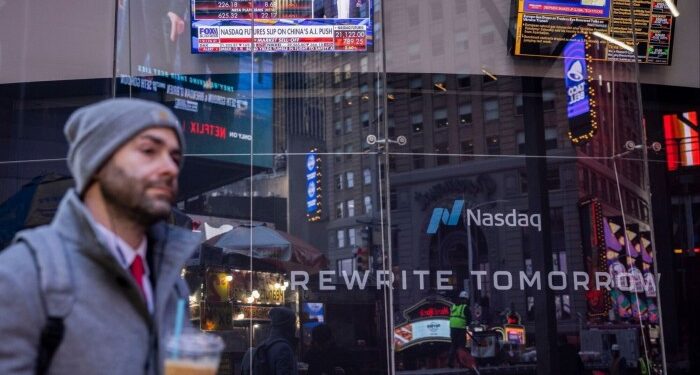 Mobile banking group Chime files for US IPO as markets rebound