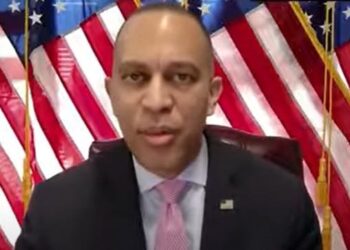 Hakeem Jeffries Vows That Democrats Will Do Everything They Can To Stop Trump’s Tax Scam Bill