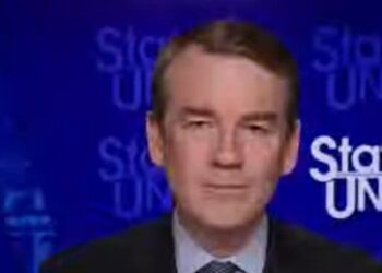 Democratic Senator Destroys House Republican Budget Bill