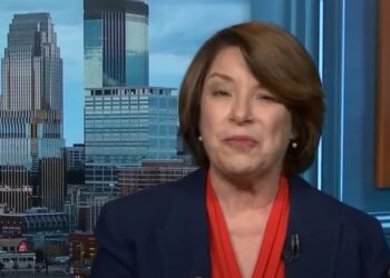 Amy Klobuchar Shoots Down Kristen Welker’s Joe Biden Obsession