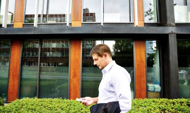 Using Cisco Controllers to Meet Financial Regulatory Requirements