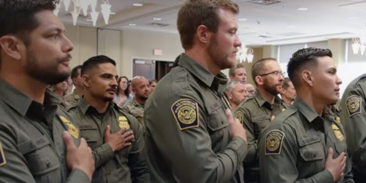 Border Patrol Applications Hit Record High – Everyone Wants To Be A Border Agent Now!