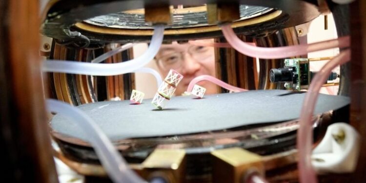 Princeton Engineers Develop “Metabot” That Is Both a Material and a Robot