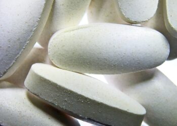 Breast cancer drug may treat small-cell lung cancer, too