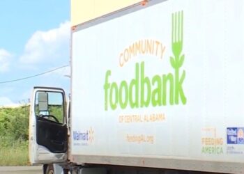 Trump Voters Could Starve As Alabama Food Banks Warn Of Shortages Due To GOP Tax Bill