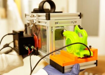 No More Needles: This New Device Detects Health Risks From Thin Air