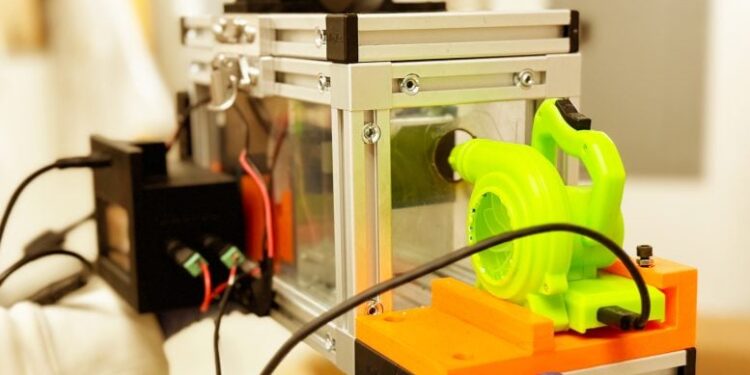 No More Needles: This New Device Detects Health Risks From Thin Air