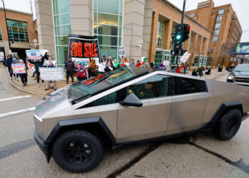 Tesla’s Cybertruck flop is historic. The brand collapse is even worse