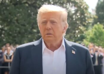 GOP Senators To Defy Trump – Save NPR & PBS