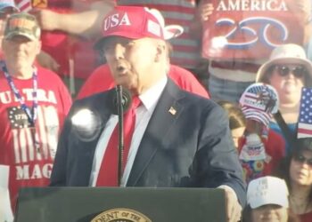 Trump Shows Clear Signs Of Decline On 4th Of July Weekend