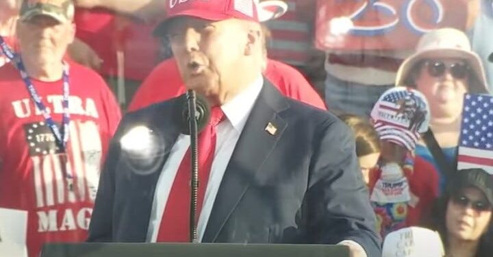 Trump Shows Clear Signs Of Decline On 4th Of July Weekend