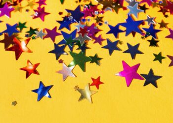 People still trust online reviews, even when they’re fake