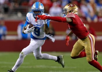 Disney to sell 10% stake in ESPN to National Football League