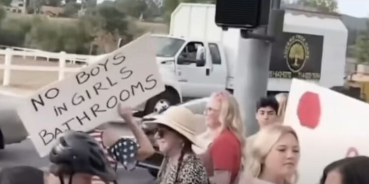 California Students, Faculty Walk Out Over Gender Policies