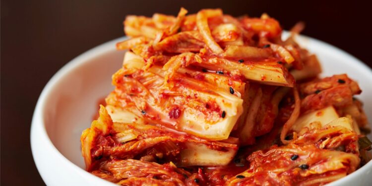 The Next Superfood? Scientists Reveal Remarkable Health Benefits of Kimchi