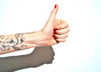 Stephen Hawking was right about black hole growth