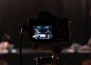 Jon Stewart, Colbert, Other Late-Night TV Hosts Address Kimmel’s Suspension