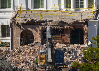 Trump’s White House demolition is pissing off America