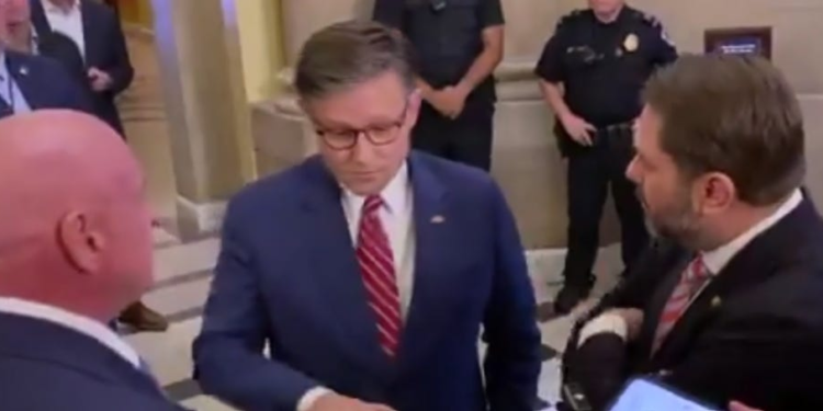 Arizona Sens. Gallego And Kelly Get In Mike Johnson’s Face About Not Swearing In Adelita Grijalva