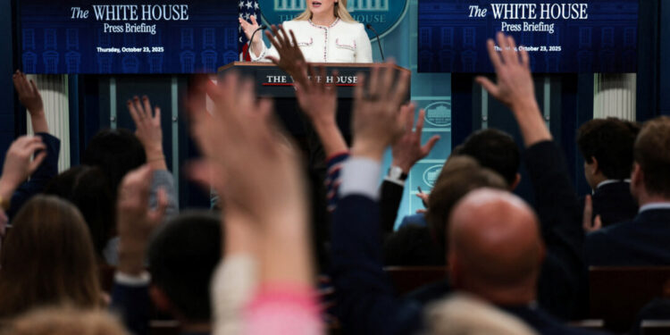 White House Ordered to Provide Sign Language Interpreters for Press Briefings