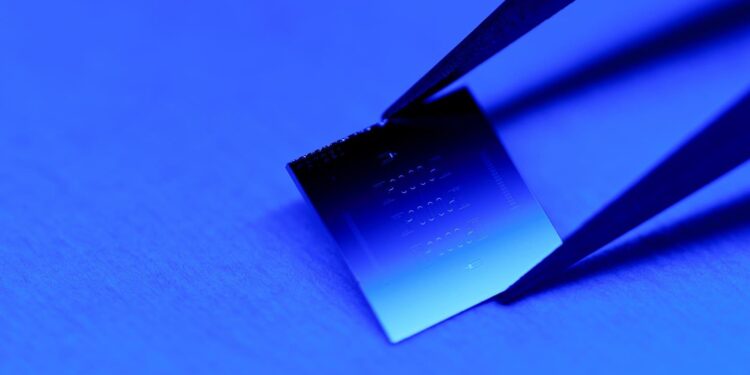 Record-Breaking Qubits Are Stable for 15 Times Longer Than Google and IBM’s Designs