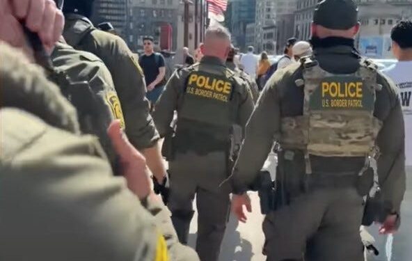 Adam Schiff And Chris Murphy Have A Bill To Ban Border Agents From American Cities