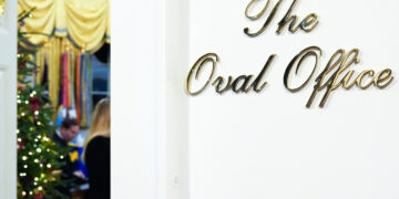 Trump takes next step in quest to turn DC into Mar-a-Lago