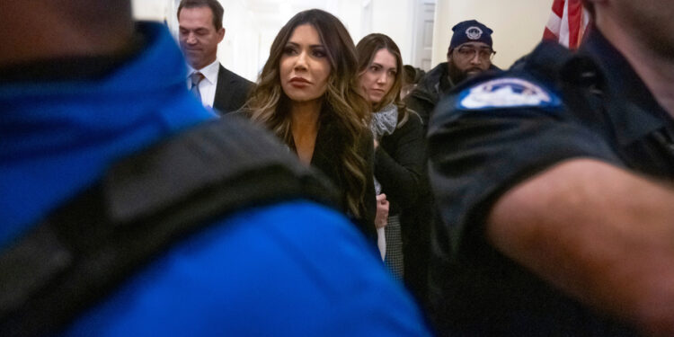 Homeland Security helps Trump donor make bank on deportation scheme