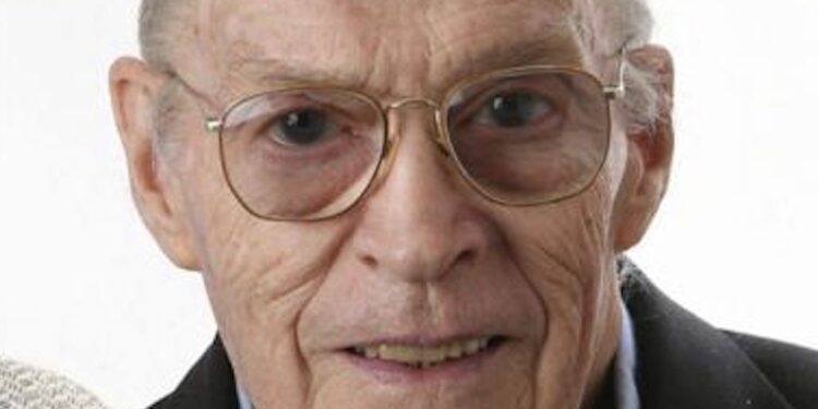 Volunteer homeowners' associations to be hit with new lot-splitting law | Bob